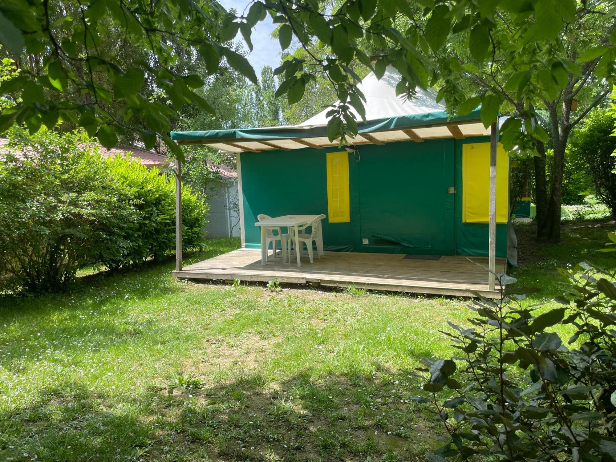 Flower Camping La Pibola Camon  Extérieur photo